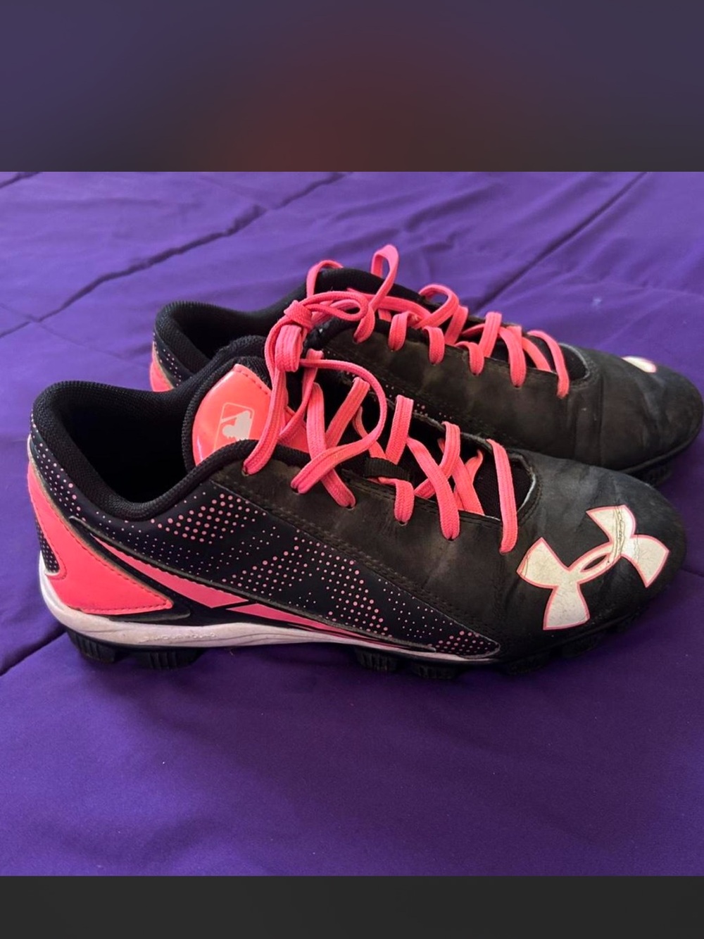Under Armour Kids Black and Hot Pink Athletic Cleats